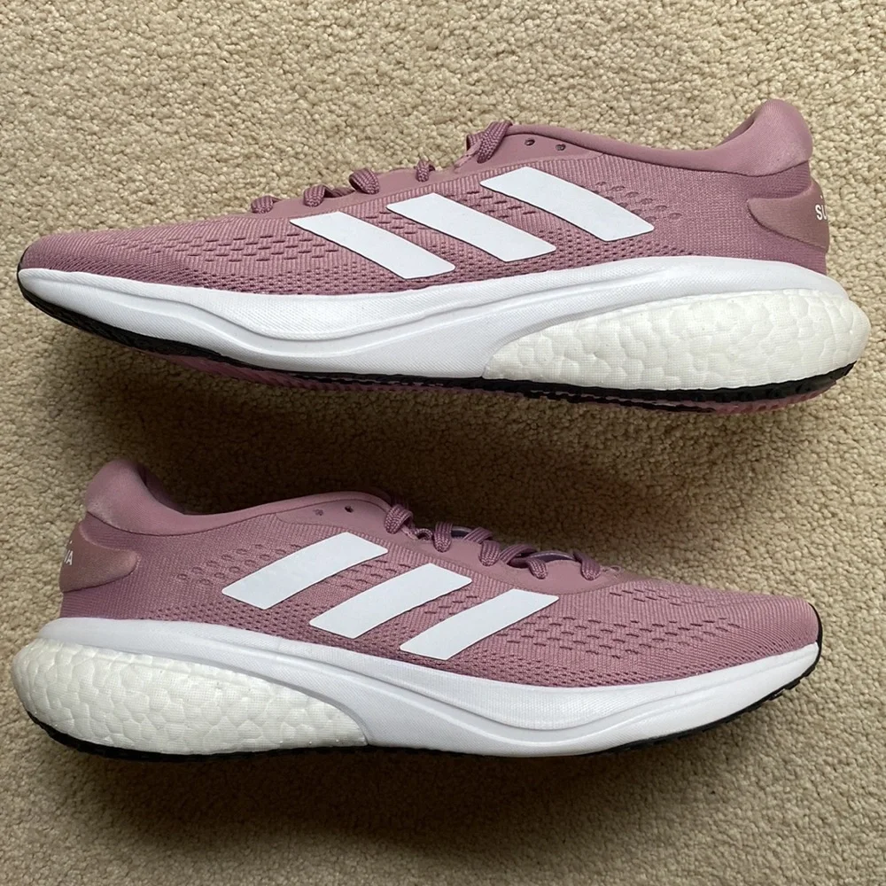 NEW! Women’s Adidas Supernova 2 Sneakers - Picture 7 of 10